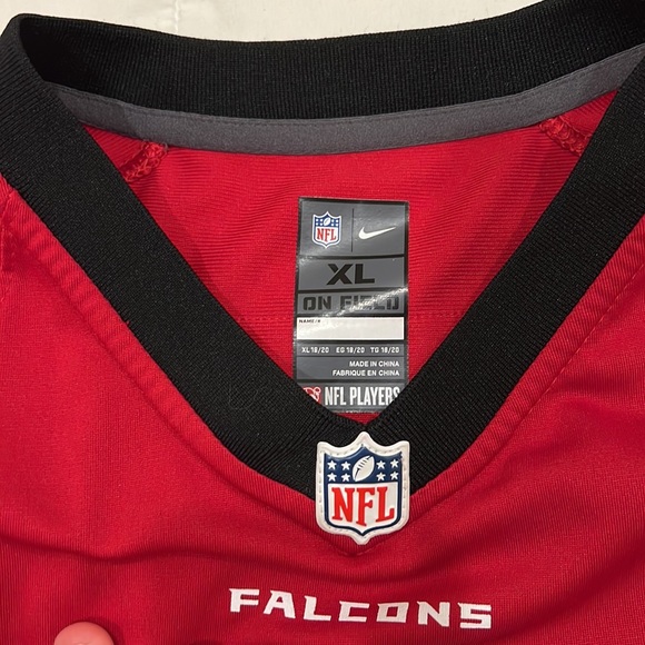 Atlanta Falcons Julio Jones Jersey - Picture 2 of 4